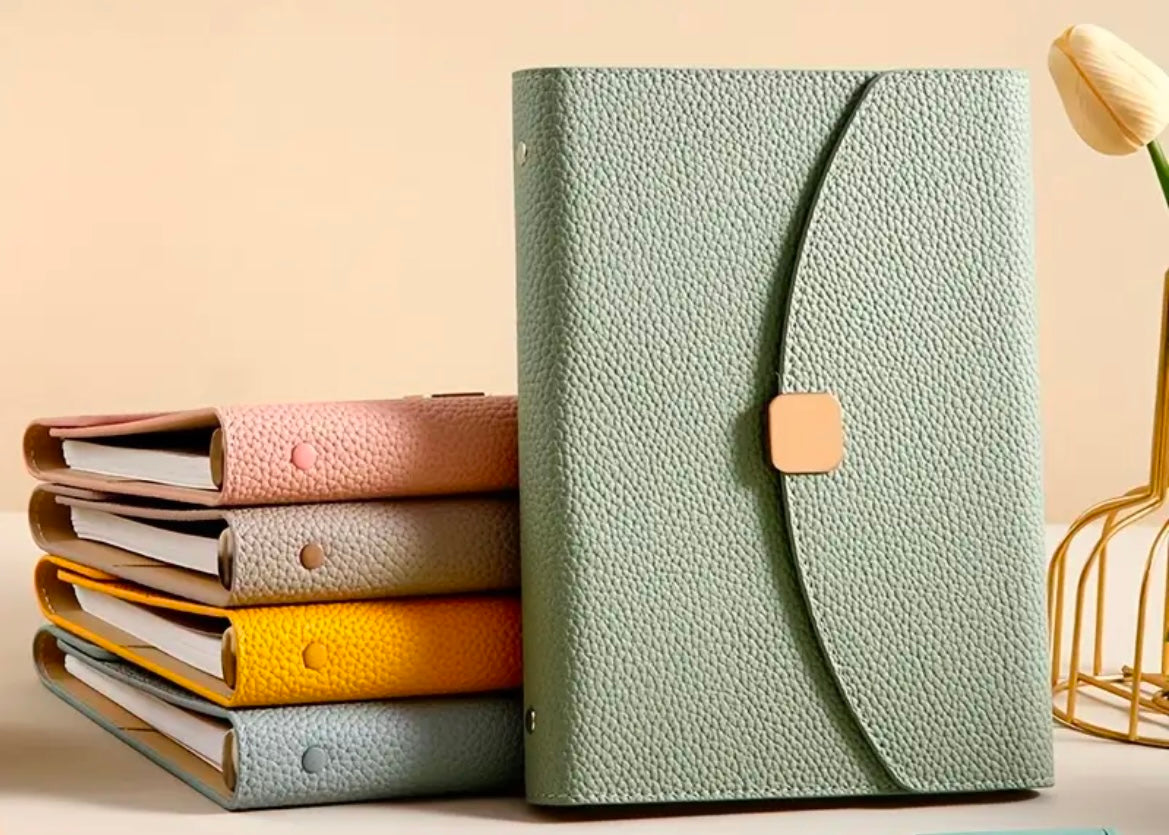 Classeur A6 6 anneaux similicuir effet peau de pêche