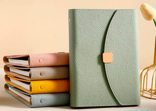 Classeur A6 6 anneaux similicuir effet peau de pêche