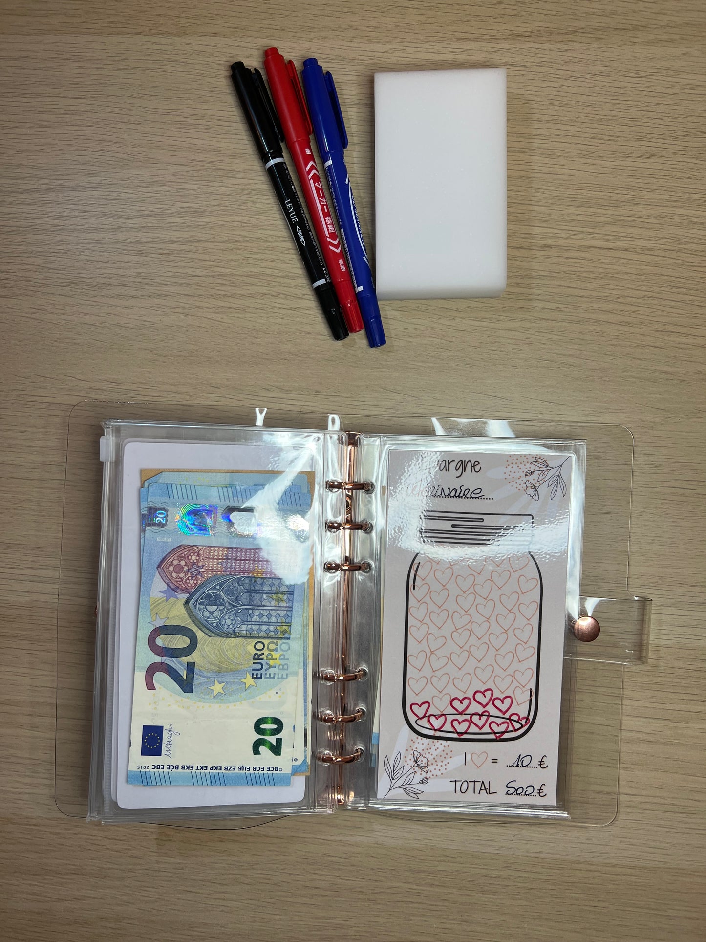 Pack classeur épargnes et défis budget, 8 enveloppes et 8 trackers format A6 (fond d’urgence défis euros épargne)