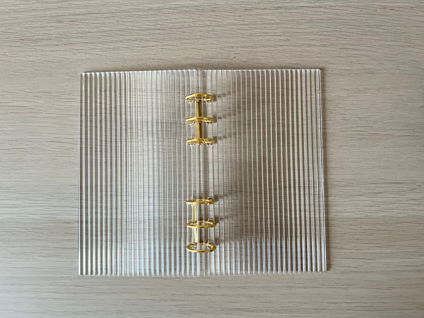 Classeur A6 rigide côtelé en acrylique