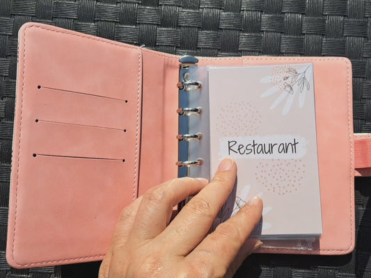 A7 Enveloppes budget plastifiées perforées.