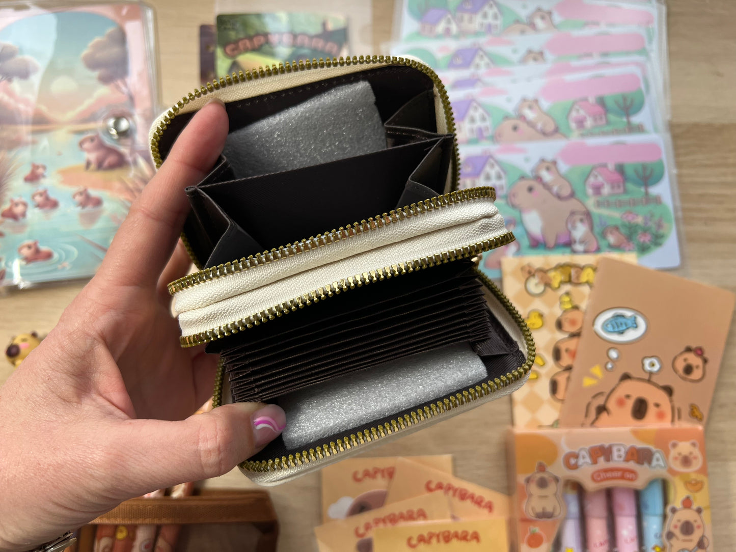 Box budget, défi et papeterie Capybara