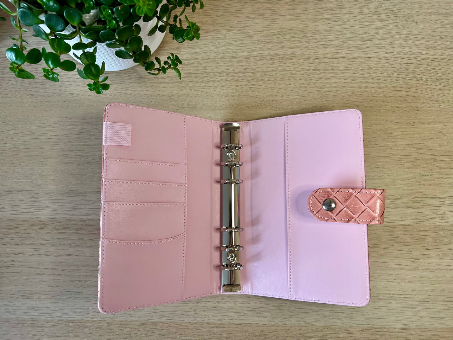 Classeur A6 6 anneaux similicuir tressé