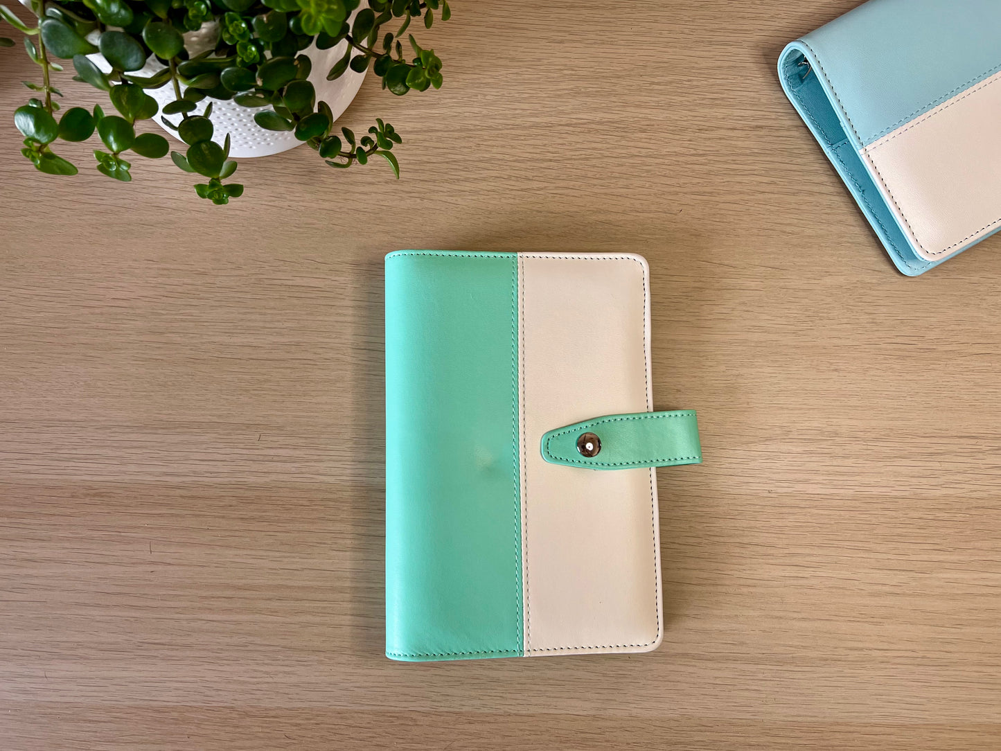 Classeur A6 6 anneaux similicuir bicolore