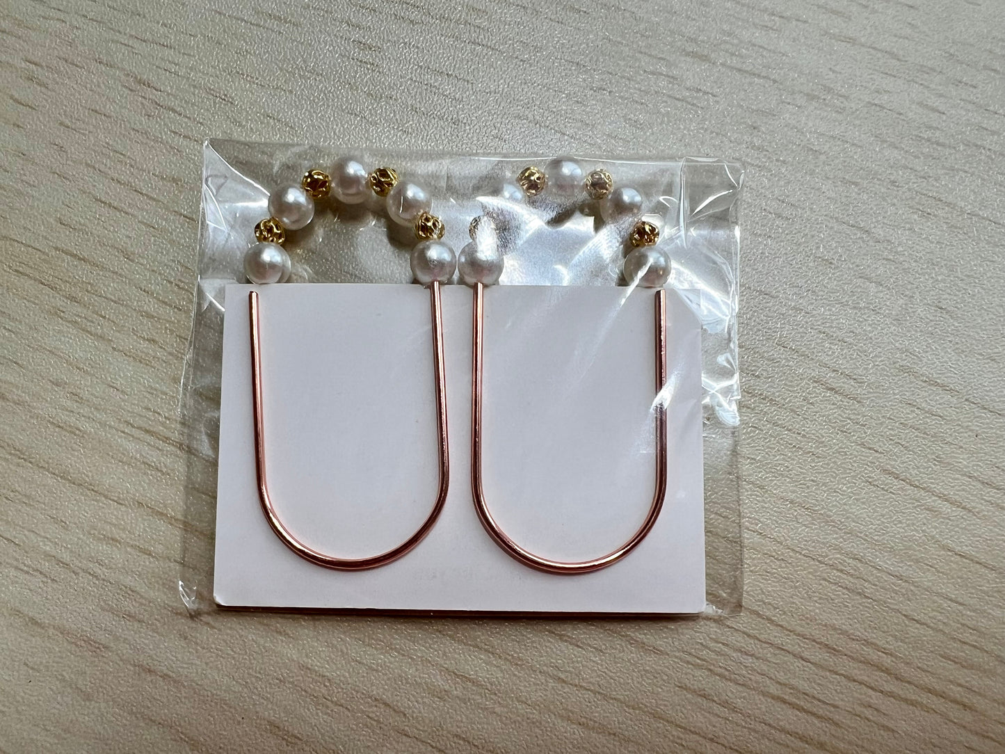 2 trombones perles blanches et or