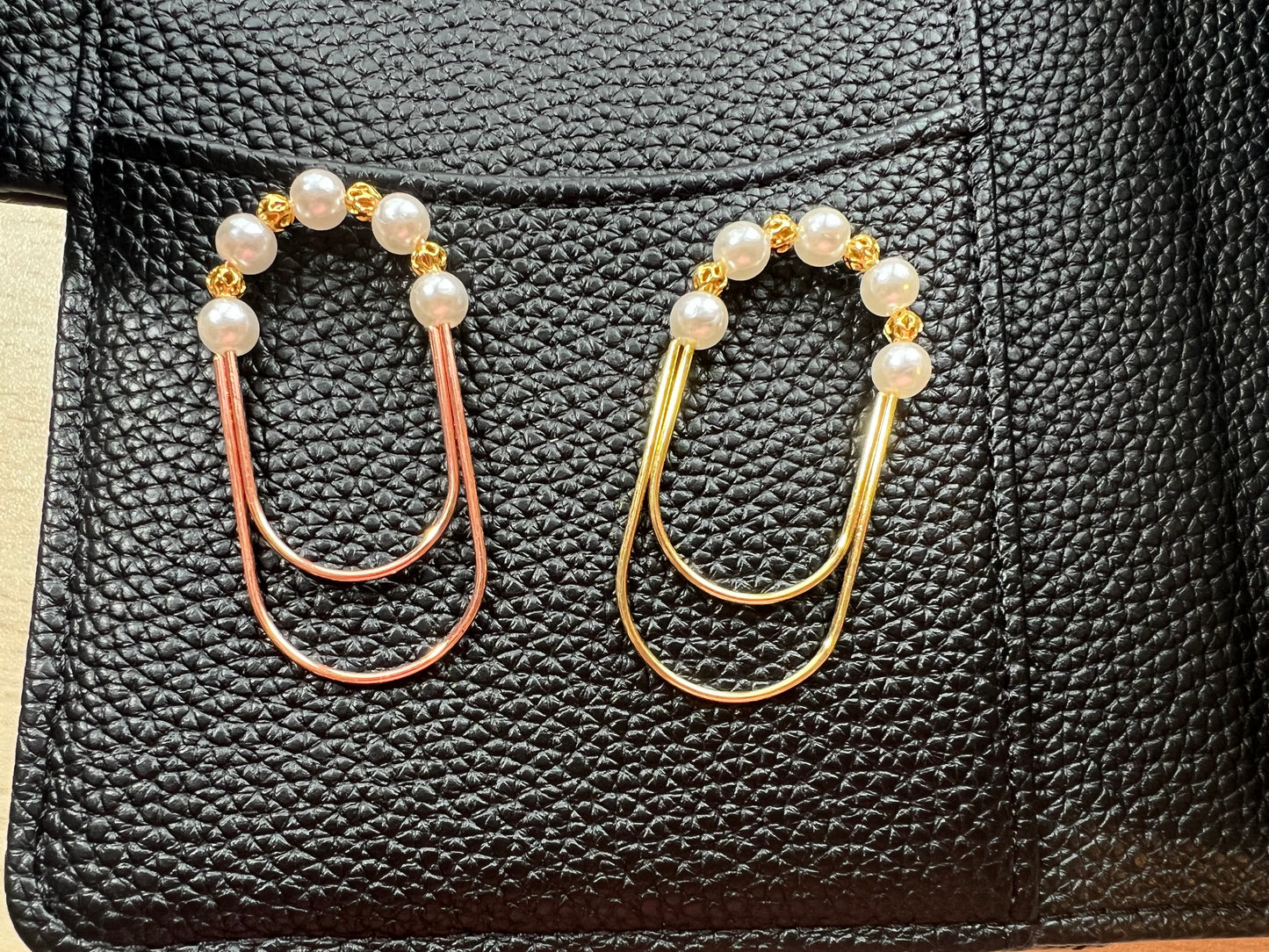 2 trombones perles blanches et or