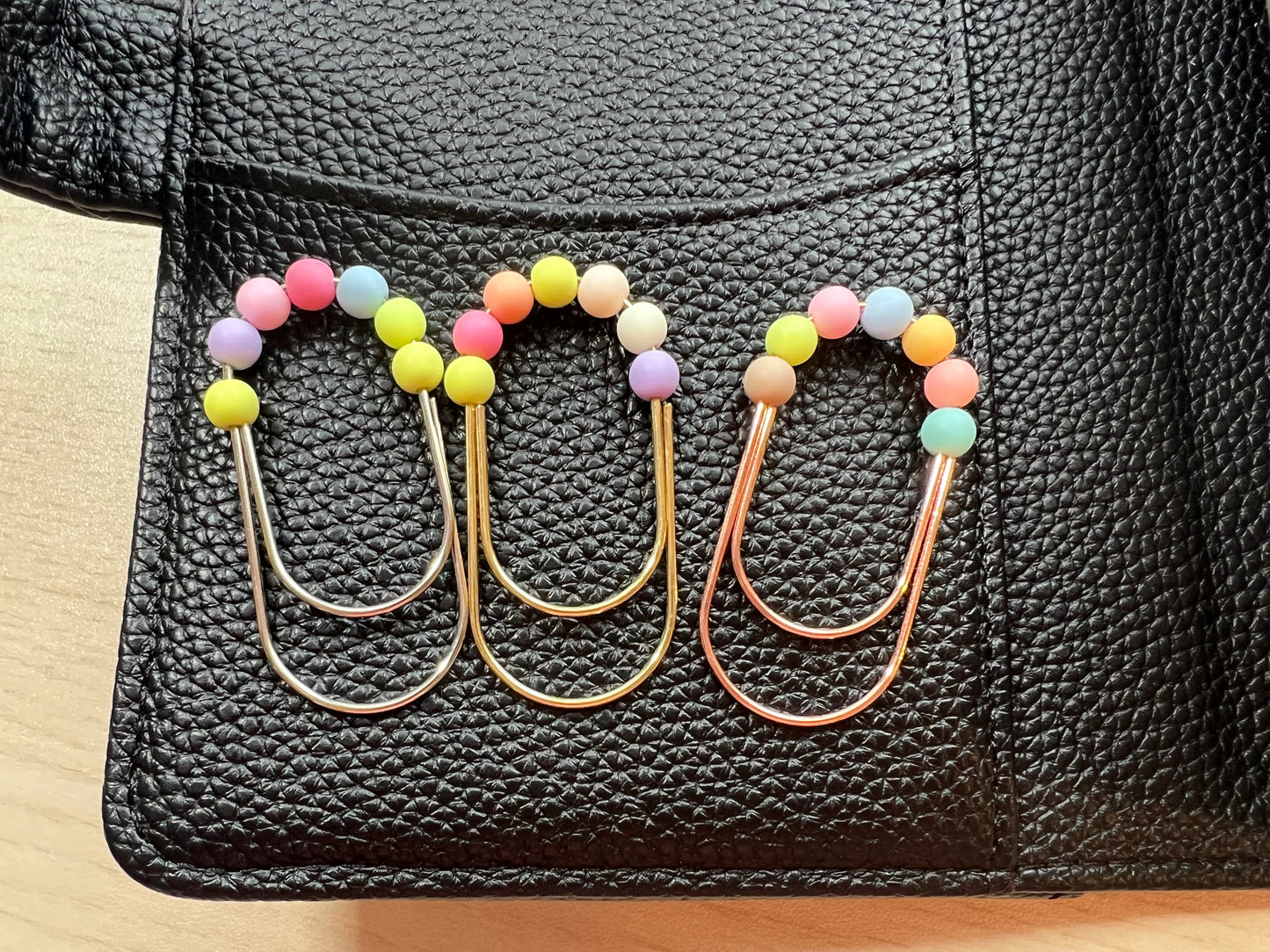 2 trombones perles colorées